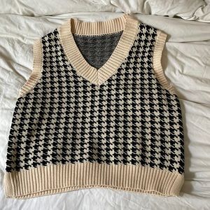 Oversized Sweater Vest